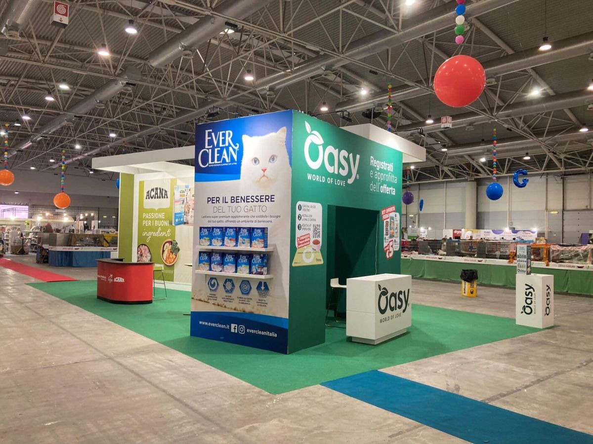 Everyone Crazy About Cats at SuperCat Show 2025!