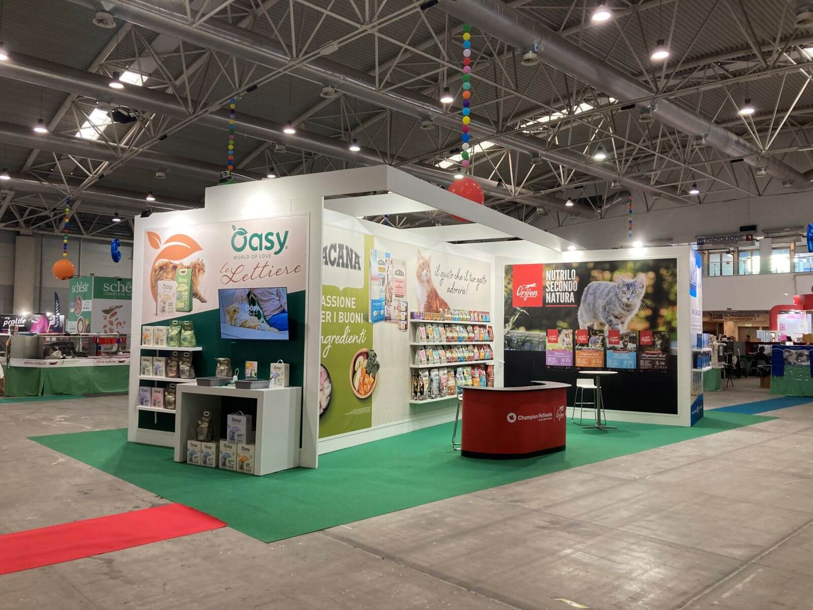 Everyone Crazy About Cats at SuperCat Show 2025!