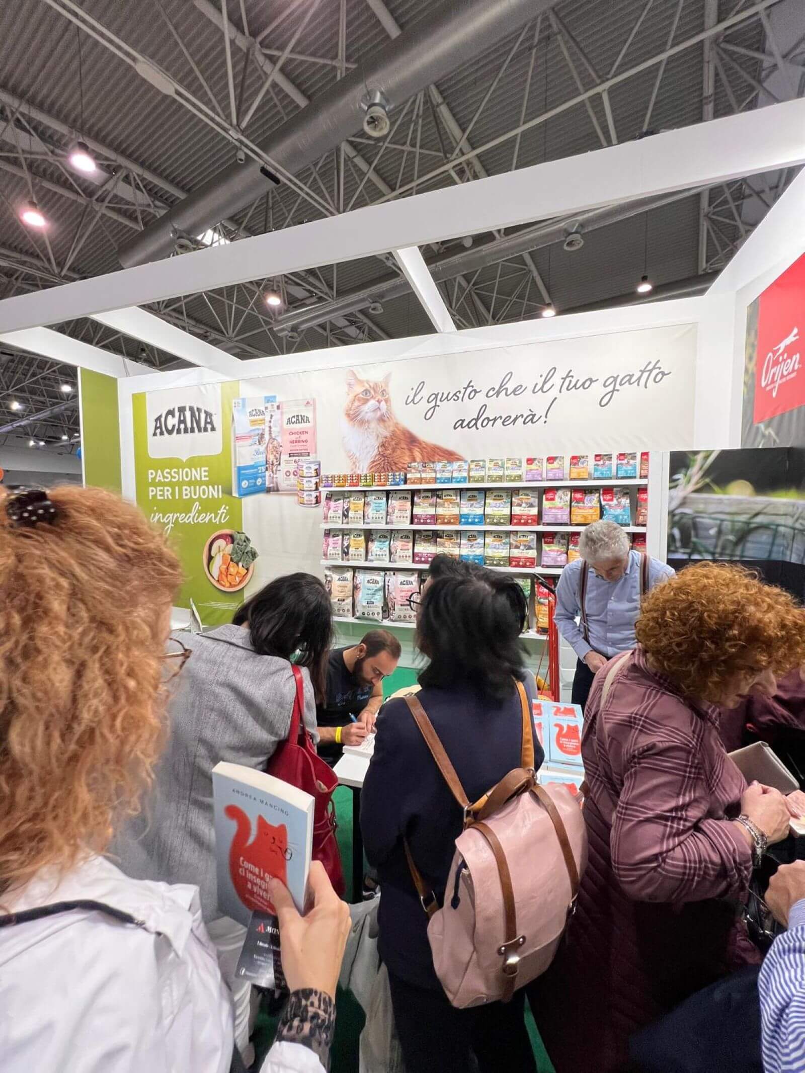 Everyone Crazy About Cats at SuperCat Show 2025!